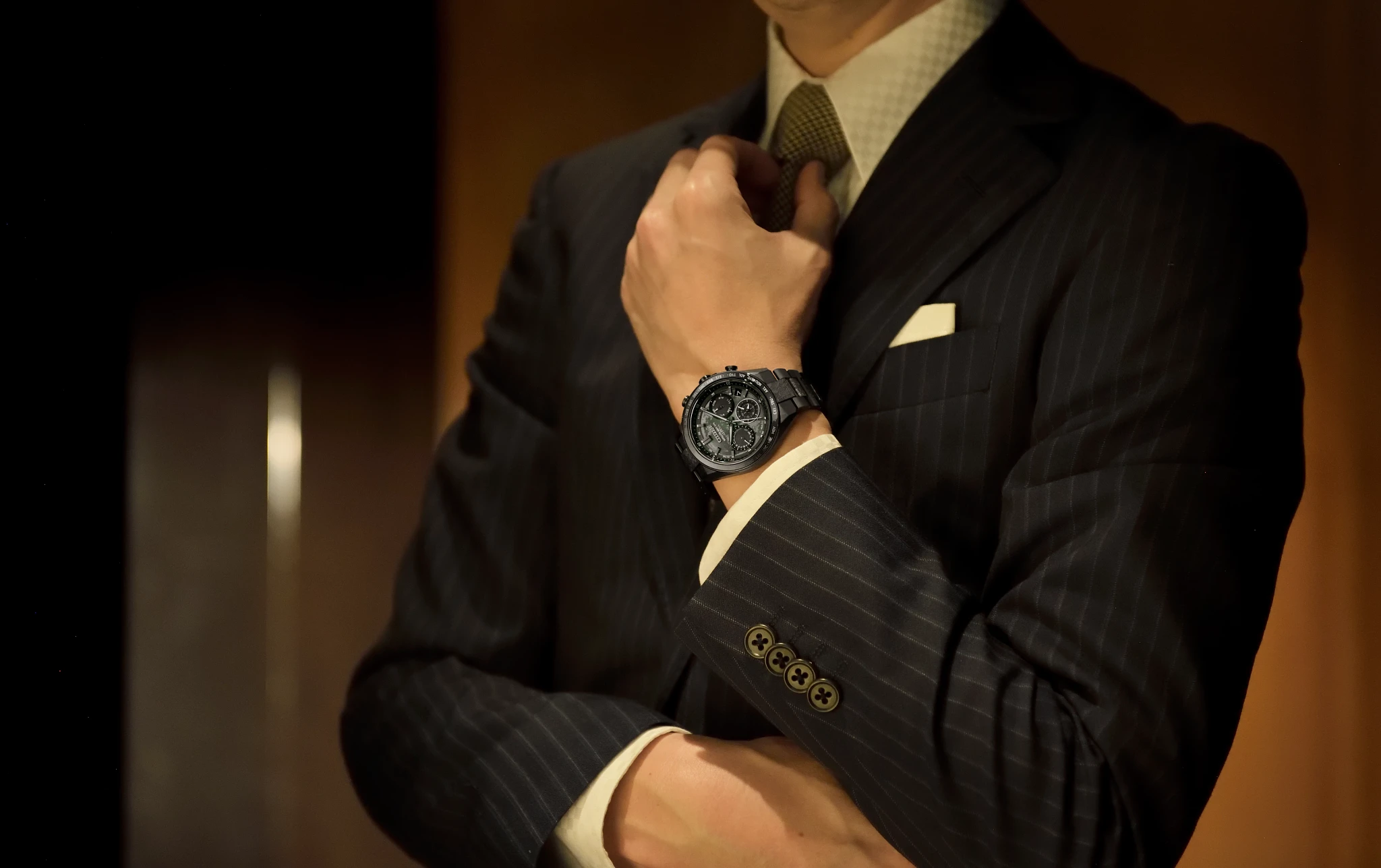 ATTESA HAKUTO-R Multiple Dial Super Titanium with DLC Coating